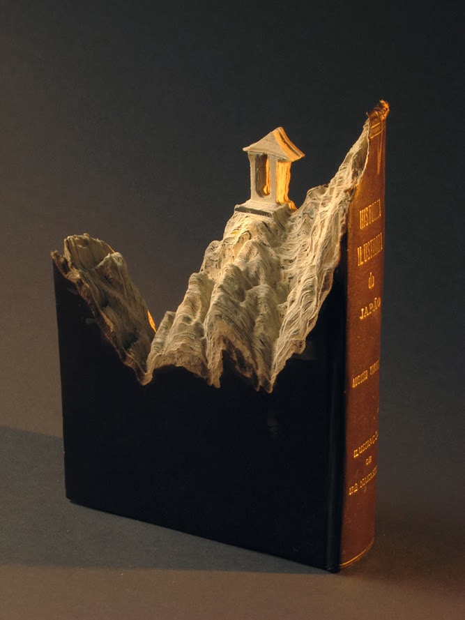 Les livres sculptées de Guy Lamarée